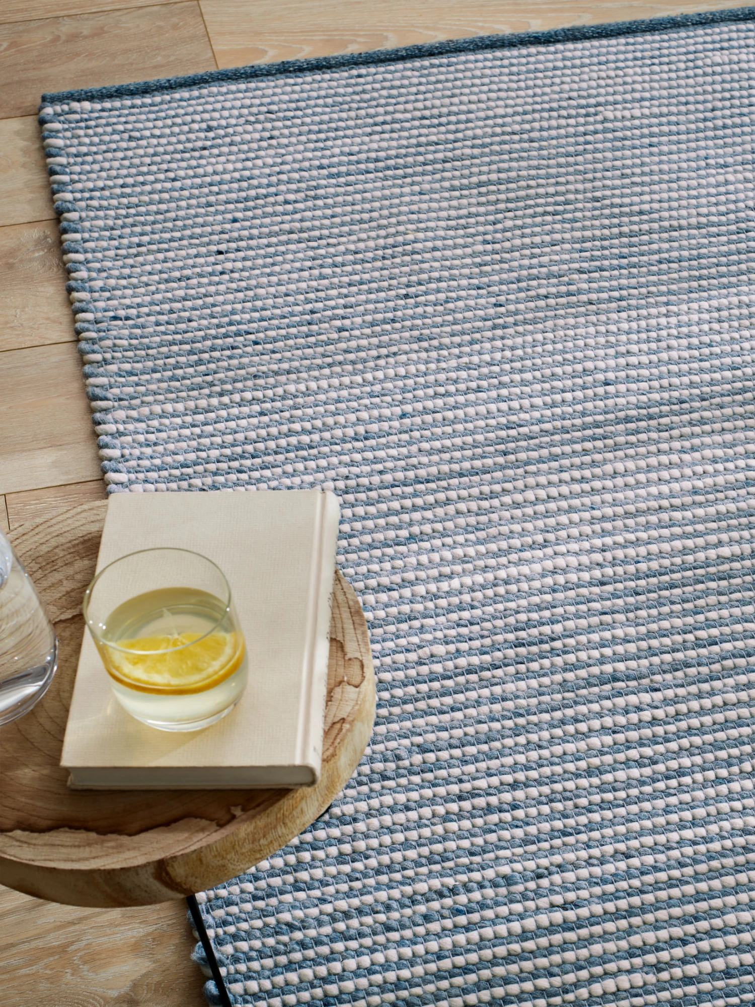 Woll-Teppich, Cloud Blue – Bild 2