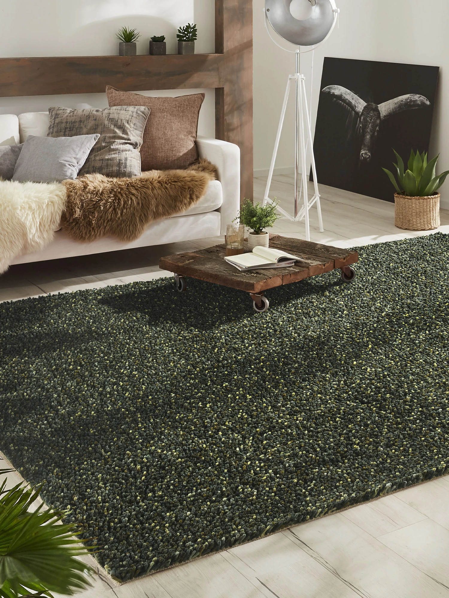 Hochflor-Teppich, Dunkelgrün
